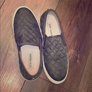 Steve Madden sneakers